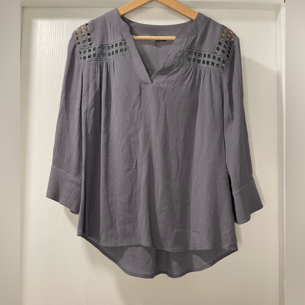 Market & Spruce 3/4 sleeve blouse in Blue with square cutouts. Size S